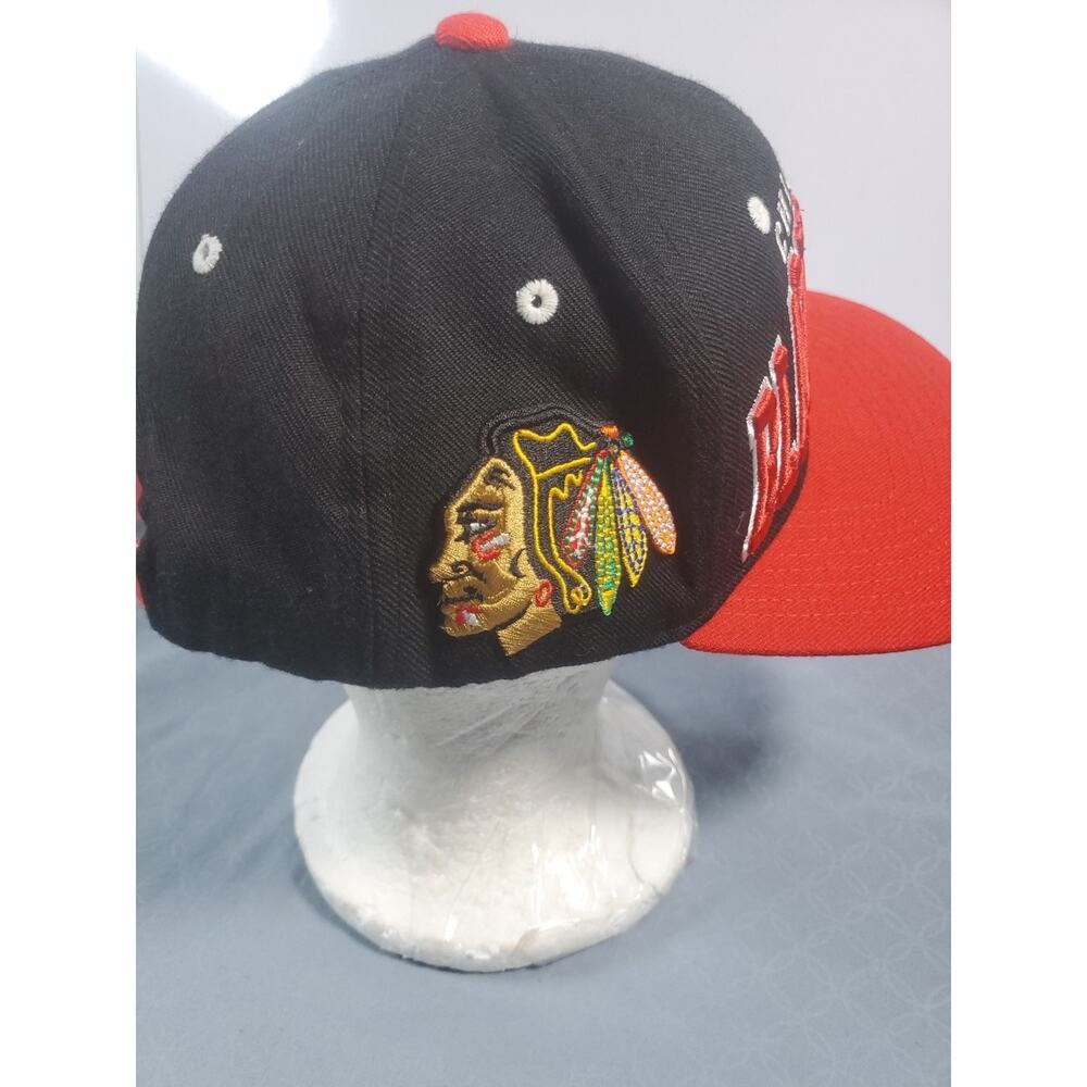 Chicago Blackhawks NHL Zephyr Adjustable Hat Cap - Picture 2 of 11